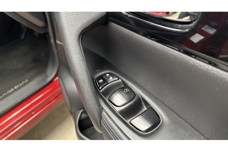 Used Nissan Qashqai for sale - 77591387: Photo 32