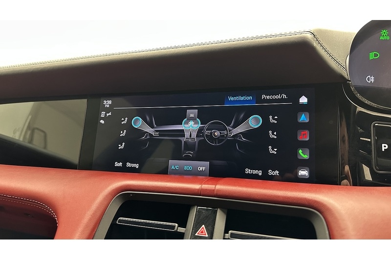 Used Porsche Taycan 2022 for sale - 77781136: Photo 40