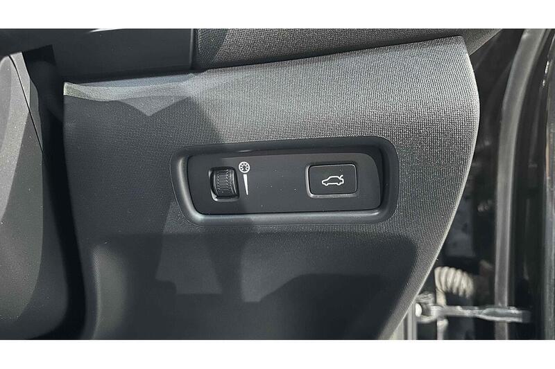 Used Polestar Polestar 2 2022 for sale - 76784612: Photo 37