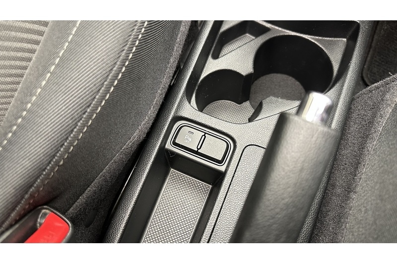 Used Hyundai i10 2019 for sale - 77298350: Photo 52