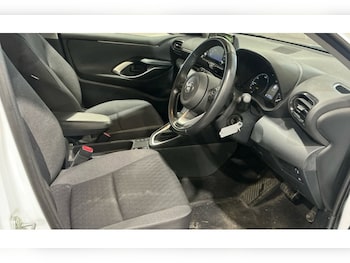 Used Toyota Yaris 2022 for sale - 78781531: Photo
