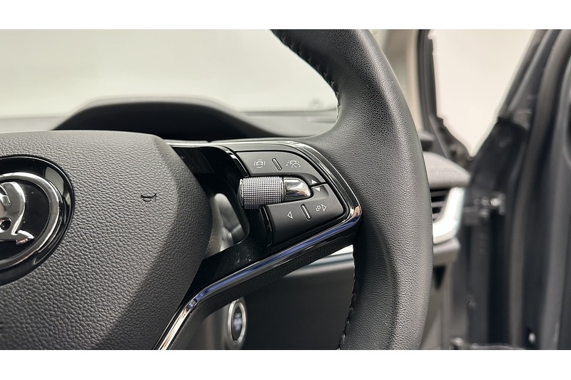 Used Skoda Enyaq 2024 for sale - 76784551: Photo 43