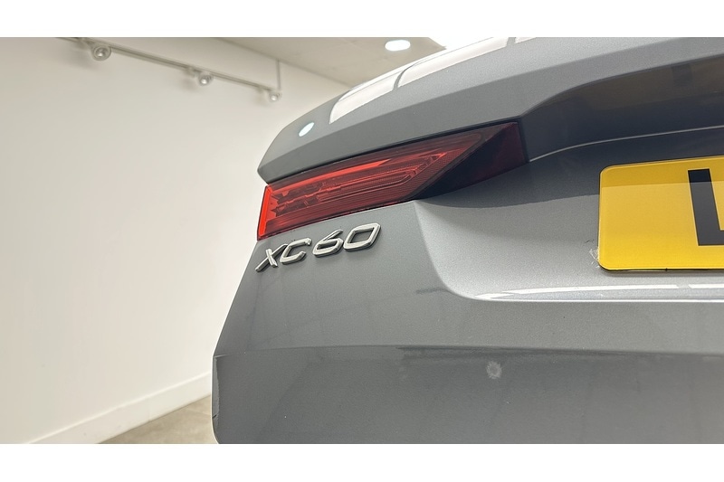 Used Volvo XC60 2019 for sale - 77168560: Photo 14