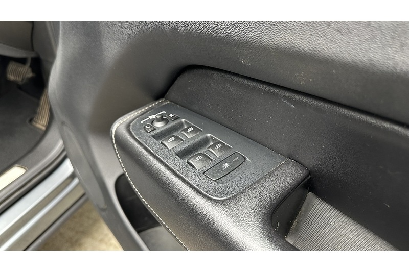 Used Volvo XC60 2019 for sale - 77168560: Photo 30