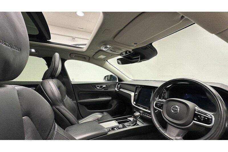 Used Volvo V60 2019 for sale - 77475584: Photo 32