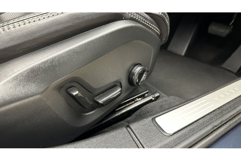 Used Volvo V60 2019 for sale - 77475584: Photo 36