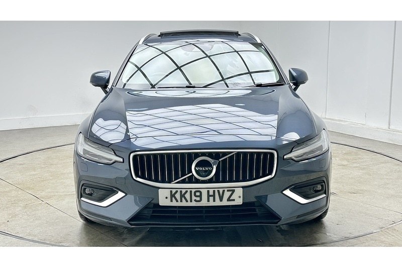 Used Volvo V60 2019 for sale - 77475584: Photo 4