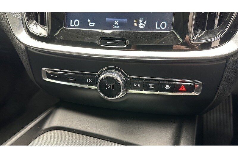 Used Volvo V60 2019 for sale - 77475584: Photo 53