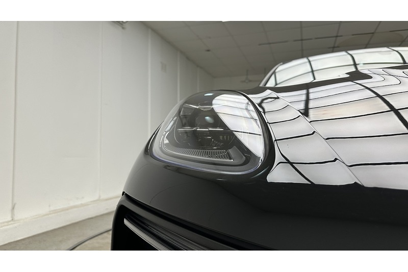 Used Porsche Macan 2023 for sale - 78197537: Photo 15