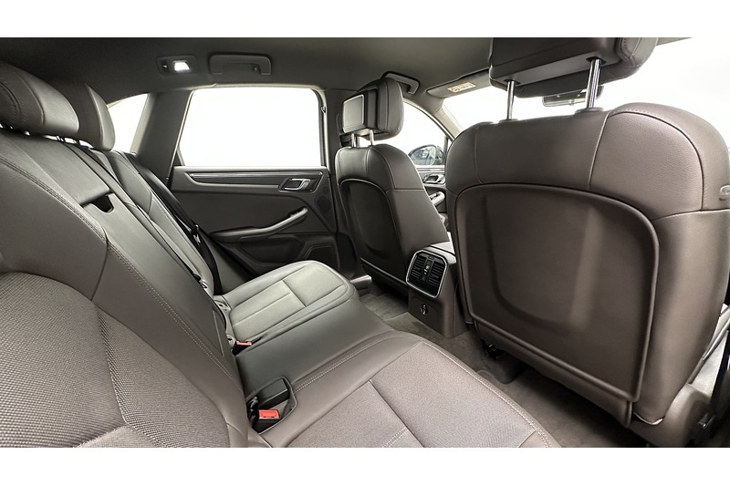 Used Porsche Macan 2023 for sale - 78197537: Photo 22