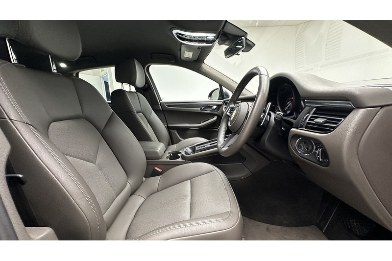 Used Porsche Macan 2023 for sale - 78197537: Photo 24