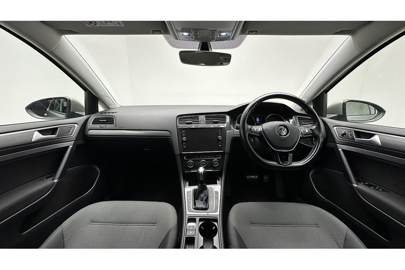 Used Volkswagen Golf 2020 for sale - 77609584: Photo 2