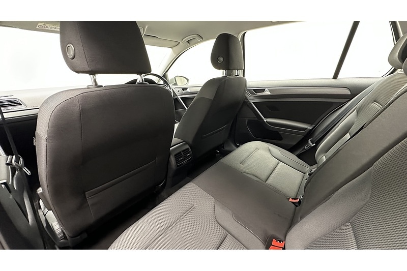 Used Volkswagen Golf 2020 for sale - 77609584: Photo 24