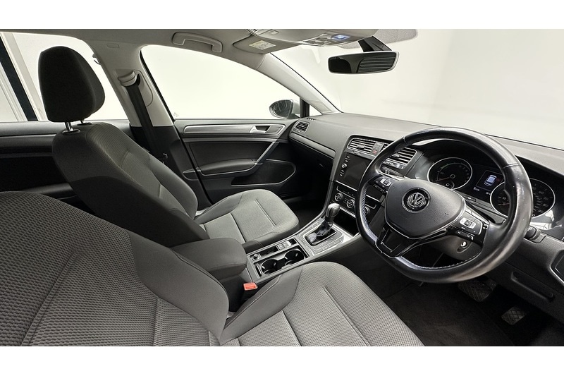 Used Volkswagen Golf 2020 for sale - 77609584: Photo 28