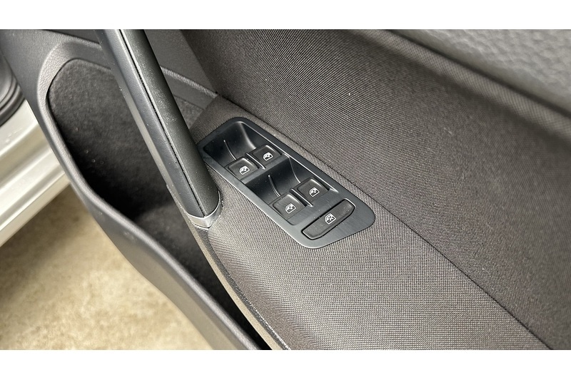 Used Volkswagen Golf 2020 for sale - 77609584: Photo 31