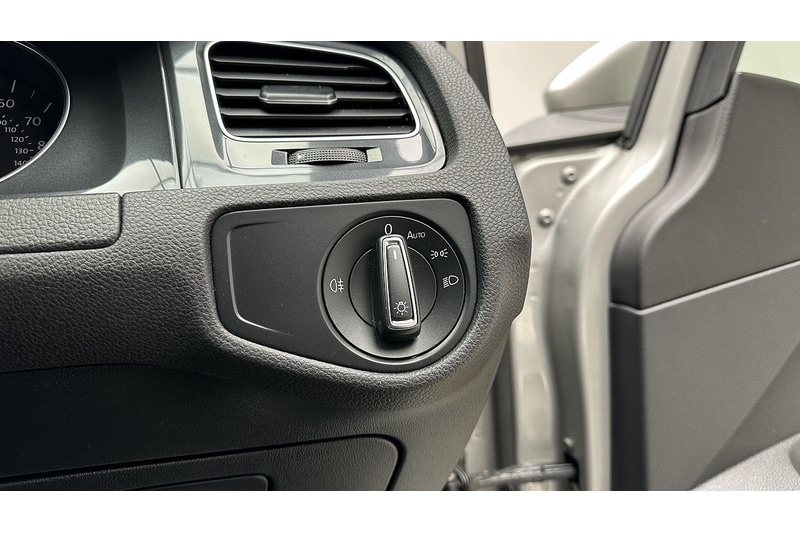 Used Volkswagen Golf 2020 for sale - 77609584: Photo 33