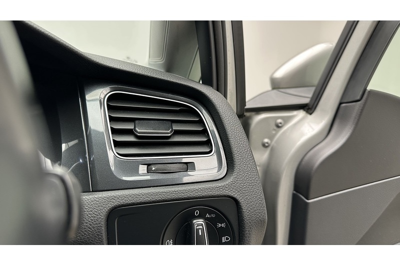 Used Volkswagen Golf 2020 for sale - 77609584: Photo 34