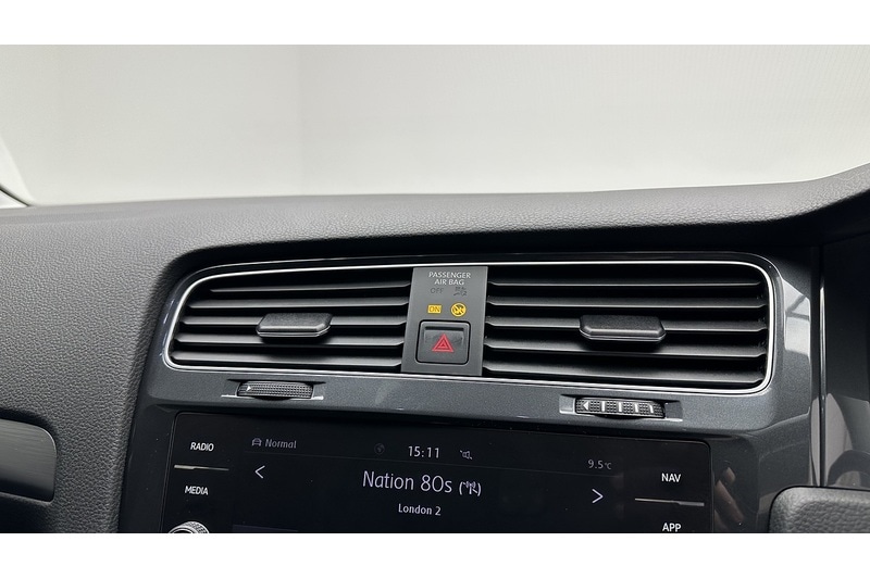 Used Volkswagen Golf 2020 for sale - 77609584: Photo 40