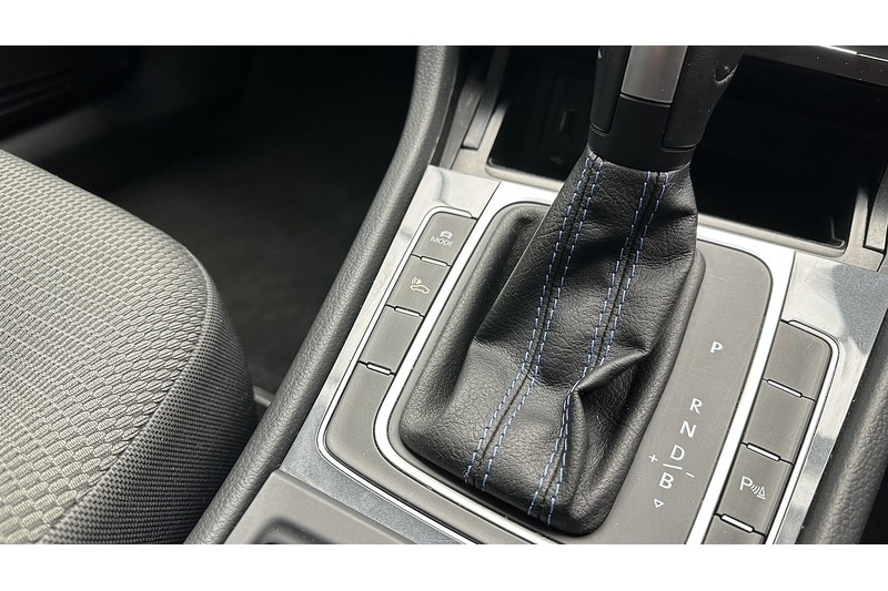 Used Volkswagen Golf 2020 for sale - 77609584: Photo 48