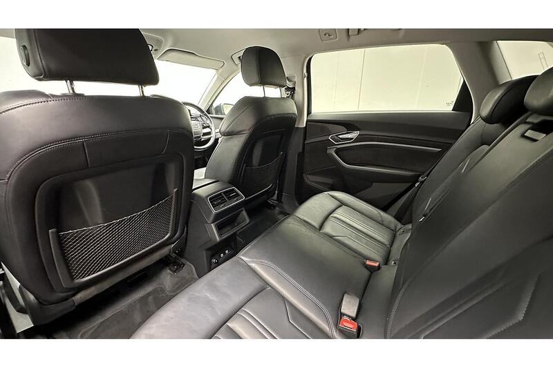Used Audi e-tron 2020 for sale - 77640083: Photo 25