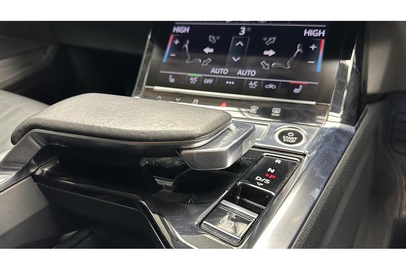 Used Audi e-tron 2020 for sale - 77640083: Photo 55