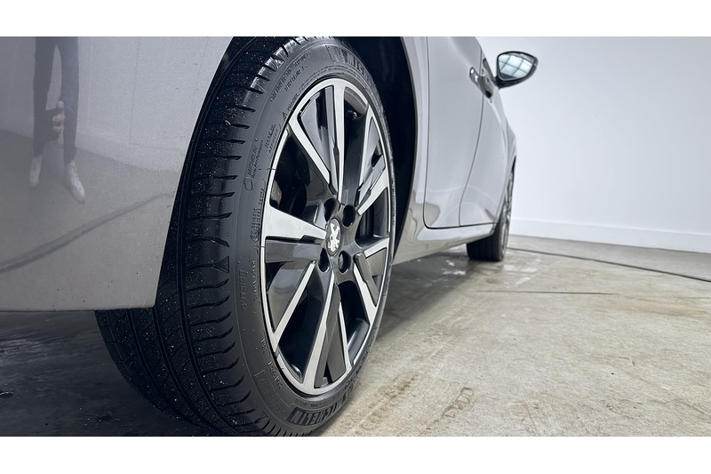 Used Peugeot 208 2020 for sale - 77547839: Photo 13