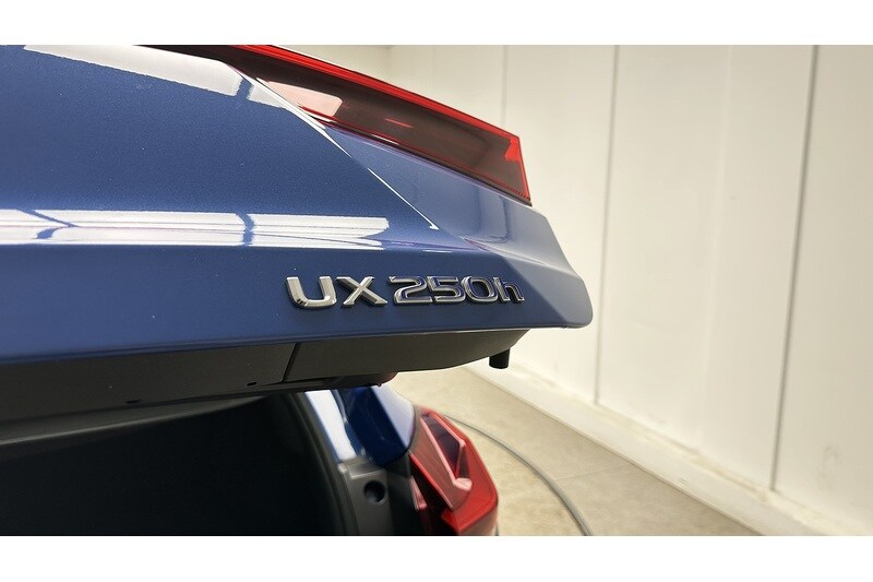 Used Lexus UX for sale - 78122334: Photo 14