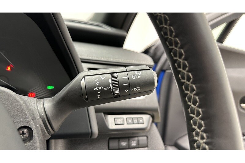 Used Lexus UX for sale - 78122334: Photo 40