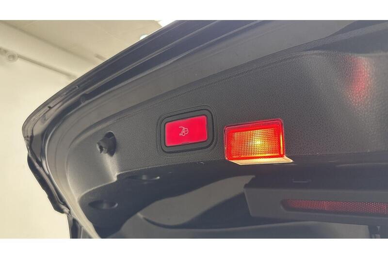 Used Mercedes-Benz C Class 2018 for sale - 76784493: Photo 64