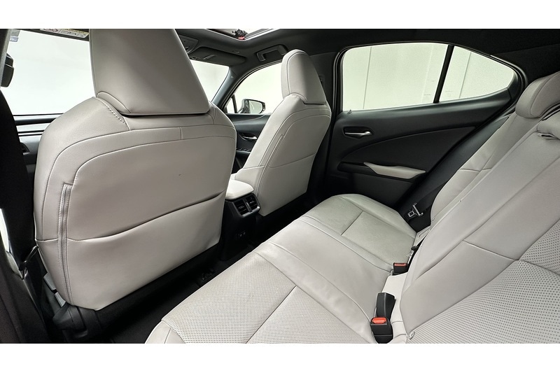Used Lexus UX 2020 for sale - 76784607: Photo 27
