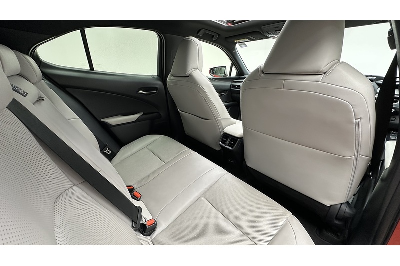 Used Lexus UX 2020 for sale - 76784607: Photo 30