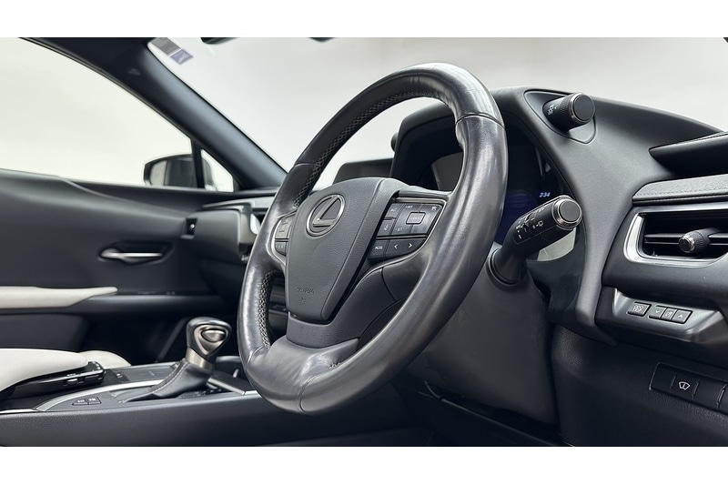 Used Lexus UX 2020 for sale - 76784607: Photo 35