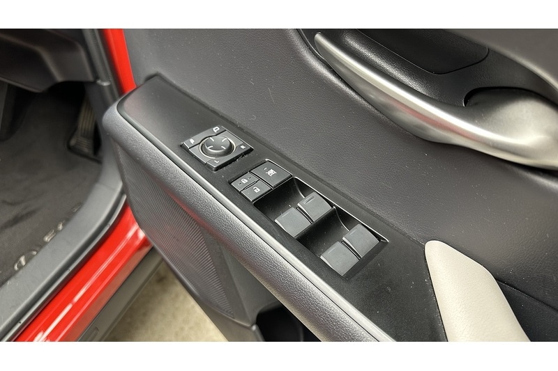 Used Lexus UX 2020 for sale - 76784607: Photo 36