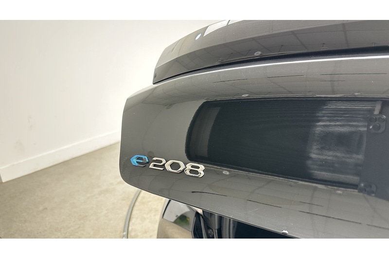 Used Peugeot 208 2021 for sale - 78065132: Photo 14