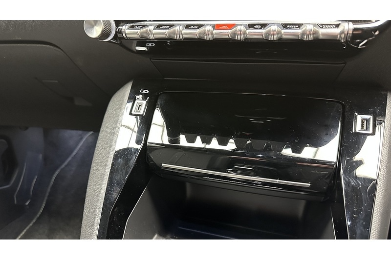 Used Peugeot 208 2021 for sale - 78065132: Photo 42