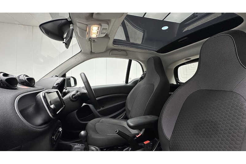 Used smart fortwo 2021 for sale - 76958501: Photo 19