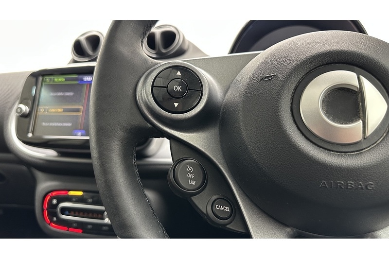 Used smart fortwo 2021 for sale - 76958501: Photo 31