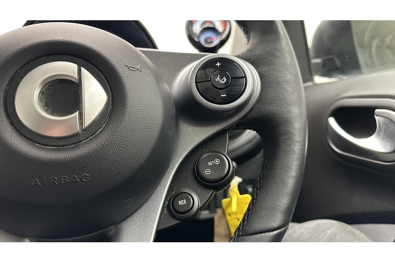 Used smart fortwo 2021 for sale - 76958501: Photo 32