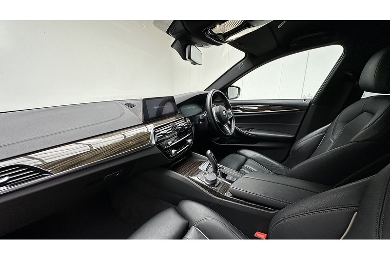 Used BMW 5 Series 2018 for sale - 77547835: Photo 19