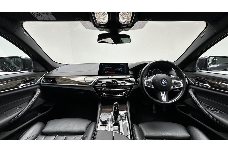Used BMW 5 Series 2018 for sale - 77547835: Photo 2