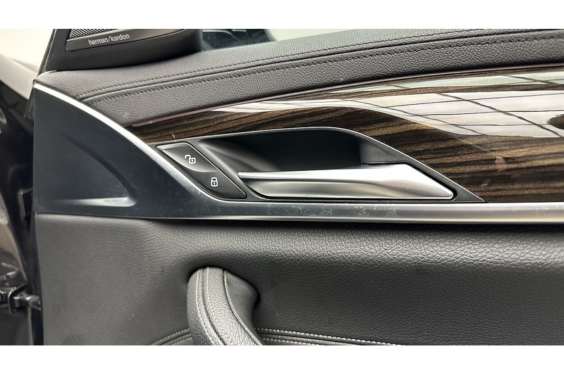 Used BMW 5 Series 2018 for sale - 77547835: Photo 28