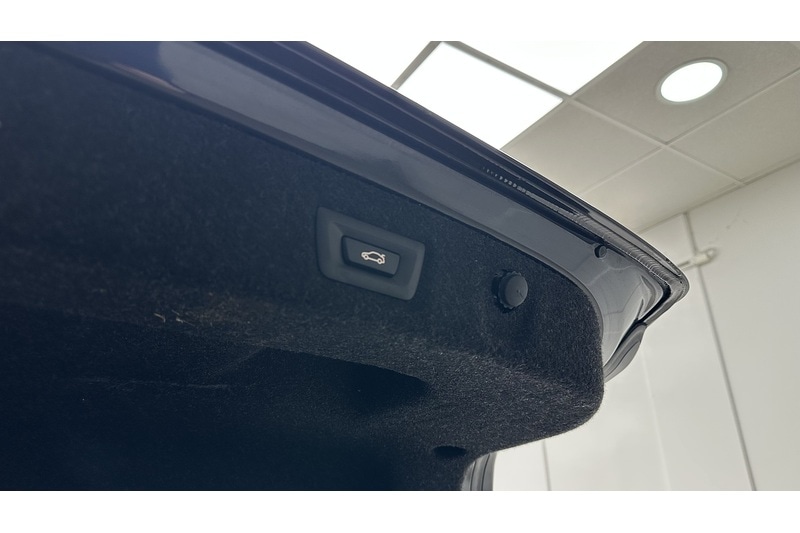 Used BMW 5 Series 2018 for sale - 77547835: Photo 58