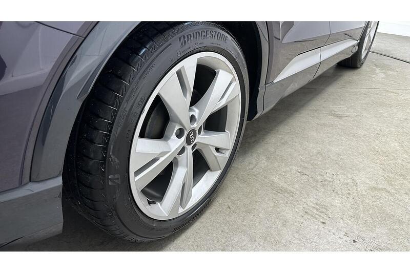 Used Audi Q4 e-tron 2021 for sale - 76784609: Photo 17