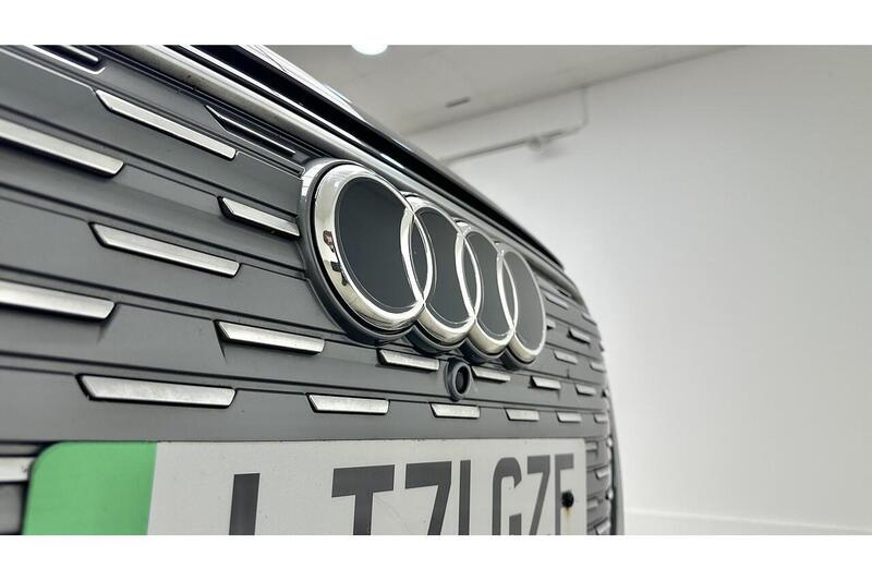 Used Audi Q4 e-tron 2021 for sale - 76784609: Photo 21