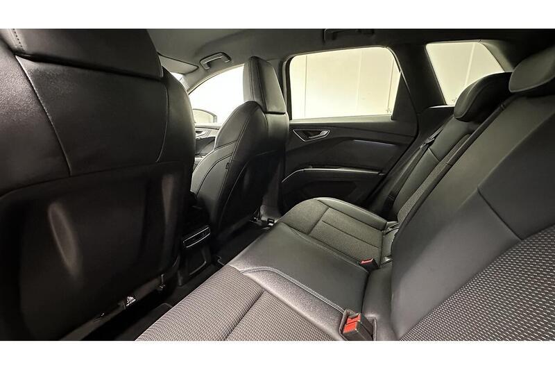 Used Audi Q4 e-tron 2021 for sale - 76784609: Photo 26
