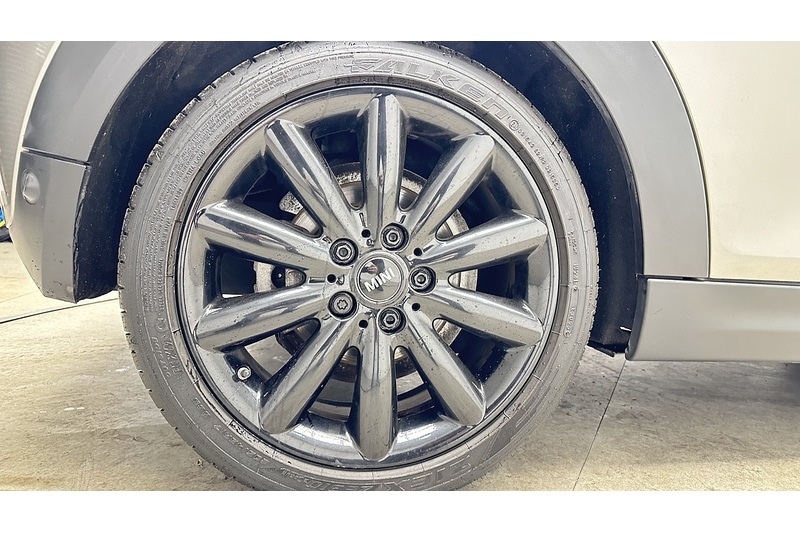 Used MINI Convertible 2018 for sale - 76784605: Photo 16