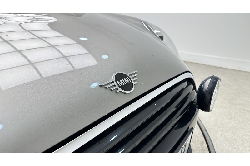 Used MINI Convertible 2018 for sale - 76784605: Photo 18