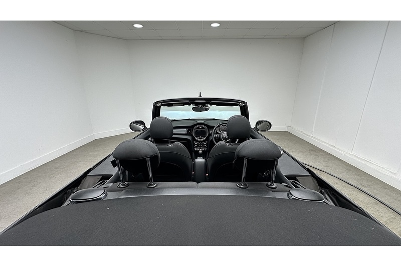Used MINI Convertible 2018 for sale - 76784605: Photo 23