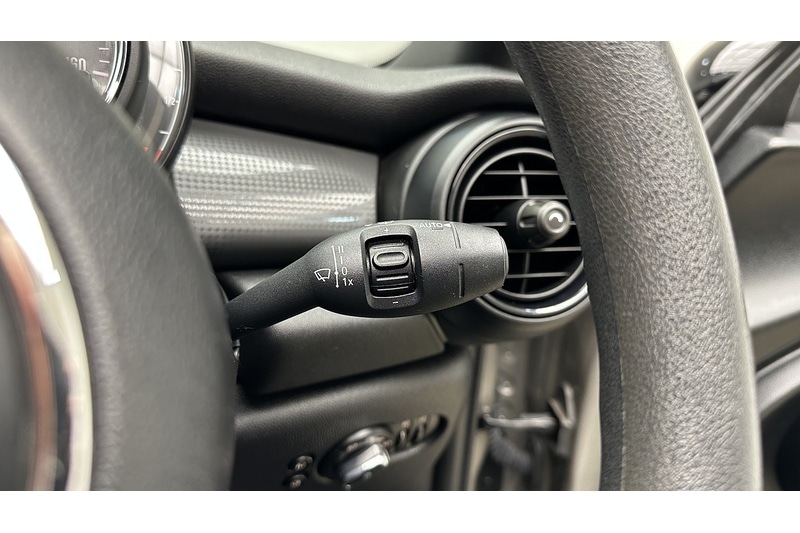 Used MINI Convertible 2018 for sale - 76784605: Photo 35