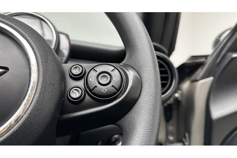 Used MINI Convertible 2018 for sale - 76784605: Photo 37